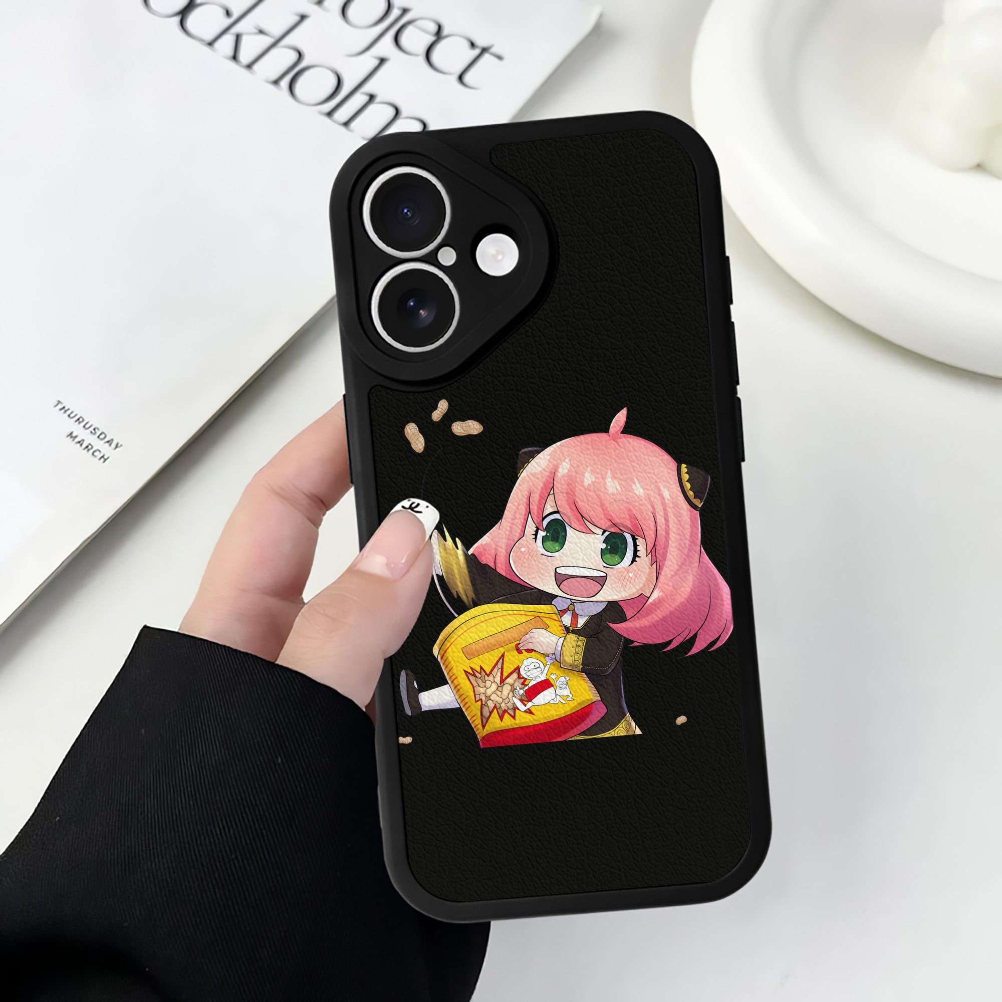 （画像用） SPY×FAMILY间谍家家酒 【iPhone 16シリーズ対応】シリコンスマホケース（レザー調） 材質：シリコン